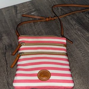 Dooney&Bourke crossbody  bag